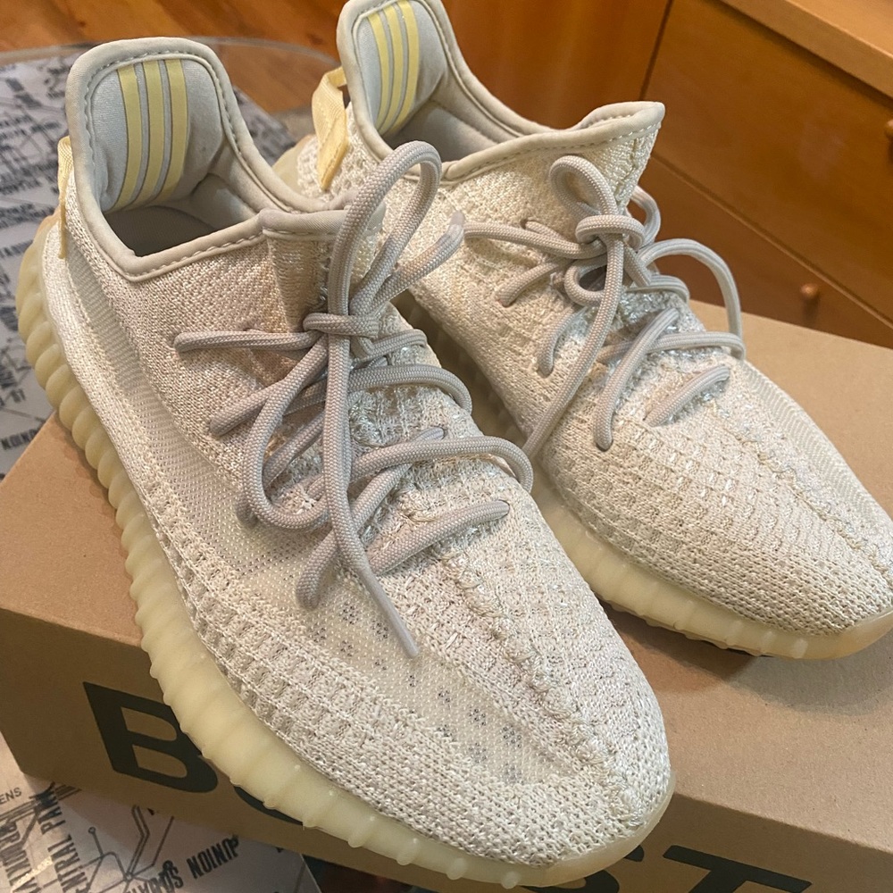 Adidas Yeezy Boost 350 V2 Size 8